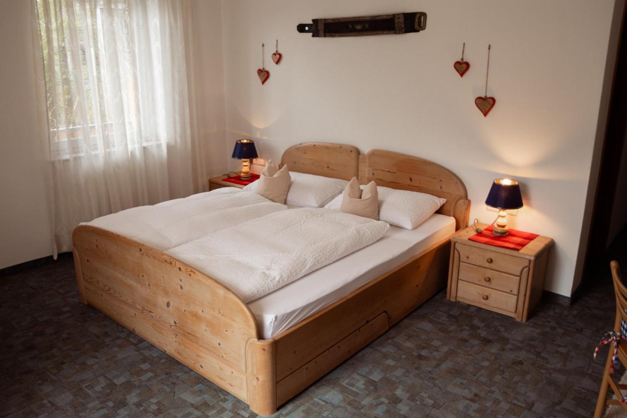 Garni Unterwegguetl Bed and Breakfast Naturns Eksteriør billede